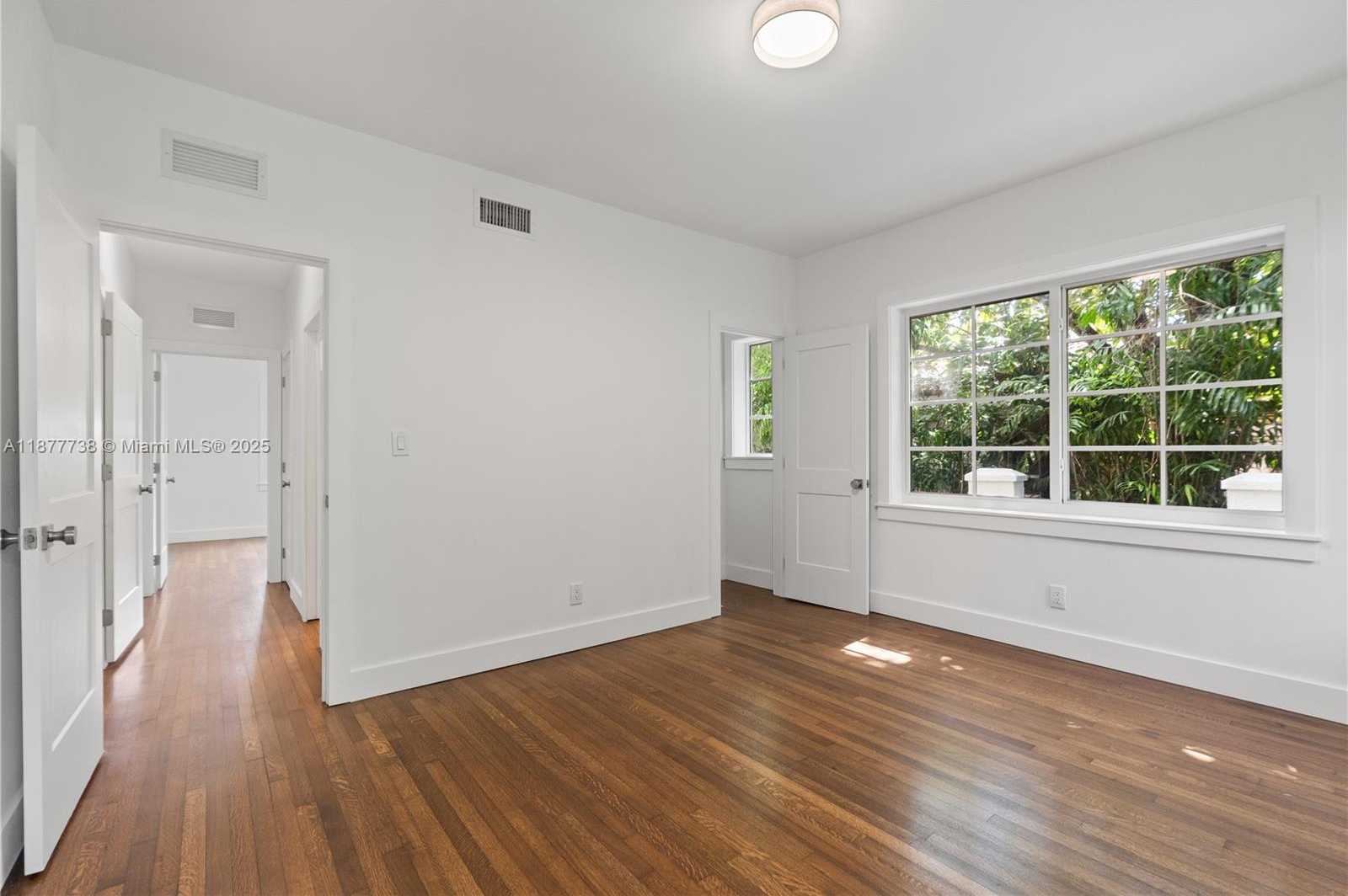 Small Image of 1202 GRANADA BLVD, Coral Gables Number 34