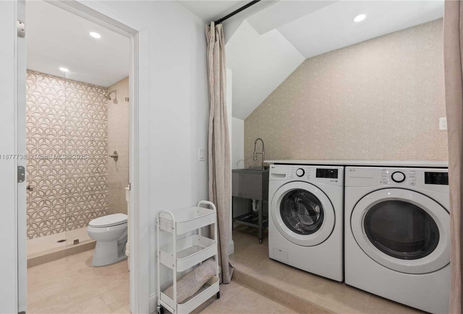 Small Image of 1202 GRANADA BLVD, Coral Gables Number 45