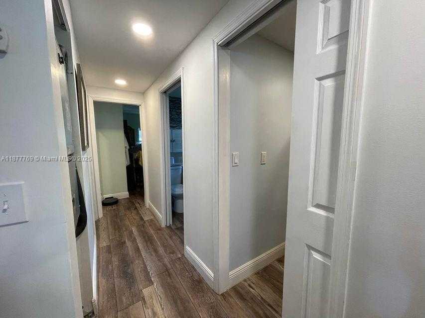 Small Image of 7 AVENUE D, Key Largo Number 18