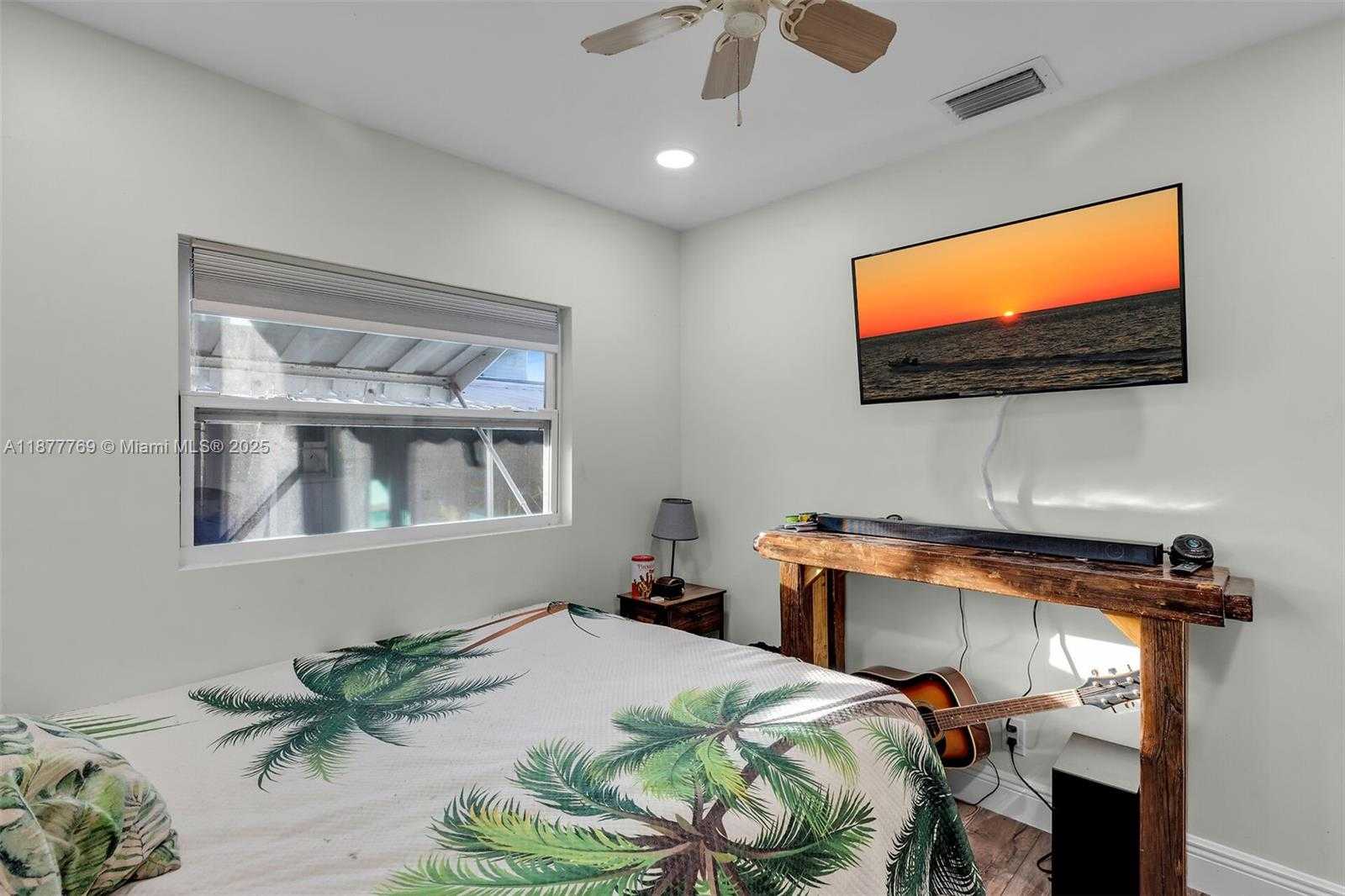 Small Image of 7 AVENUE D, Key Largo Number 19