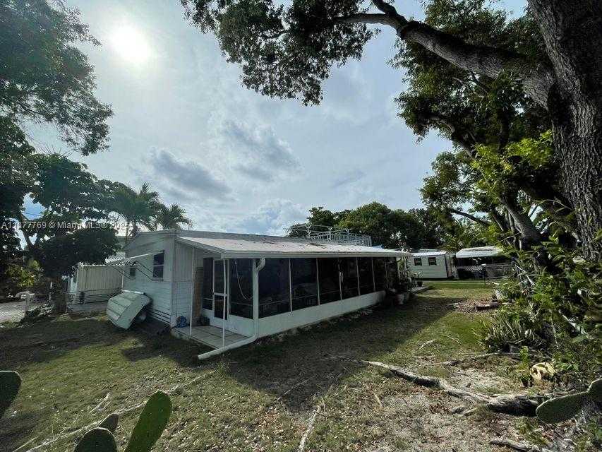 Small Image of 7 AVENUE D, Key Largo Number 25