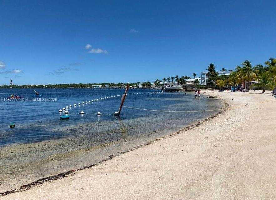 Small Image of 7 AVENUE D, Key Largo Number 41