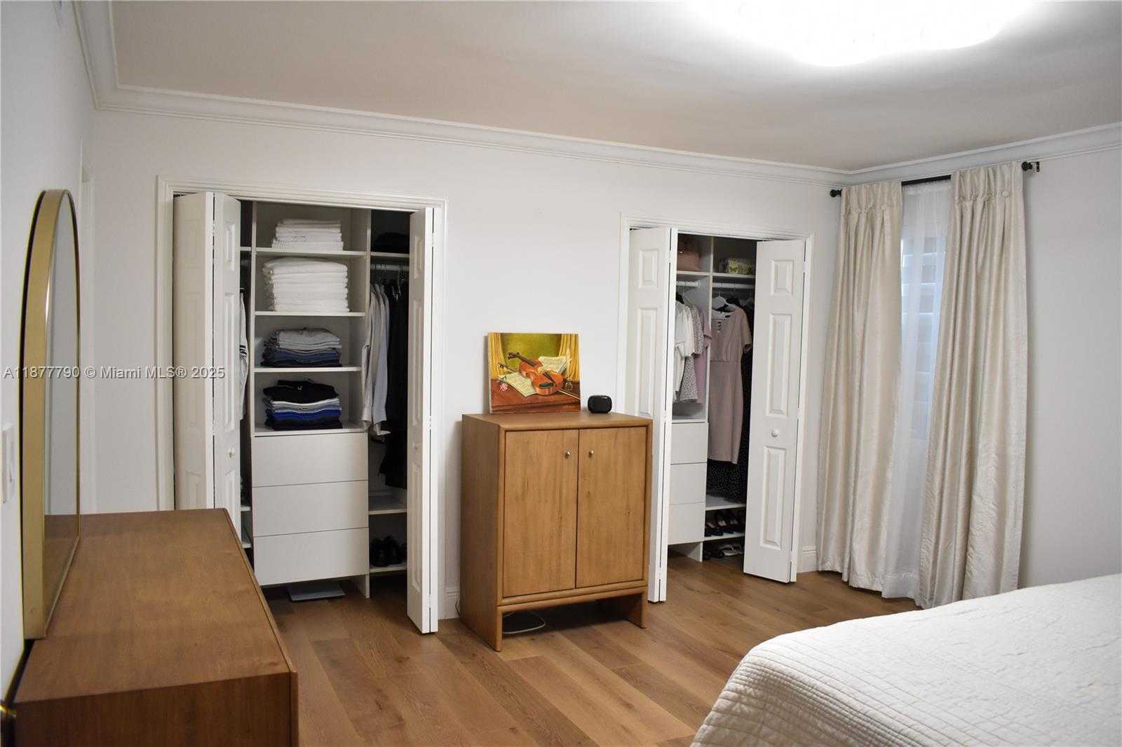 Small Image of 5701 SOUTH WEST 24TH AVE, Dania Beach Number 13