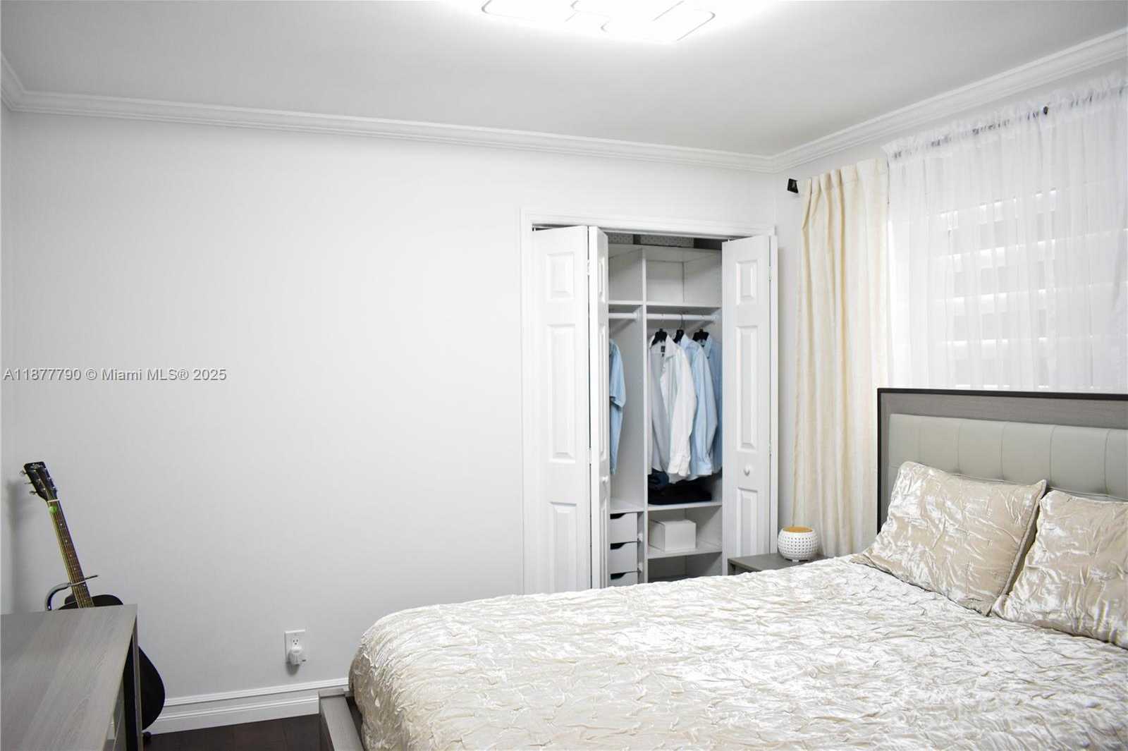 Small Image of 5701 SOUTH WEST 24TH AVE, Dania Beach Number 15