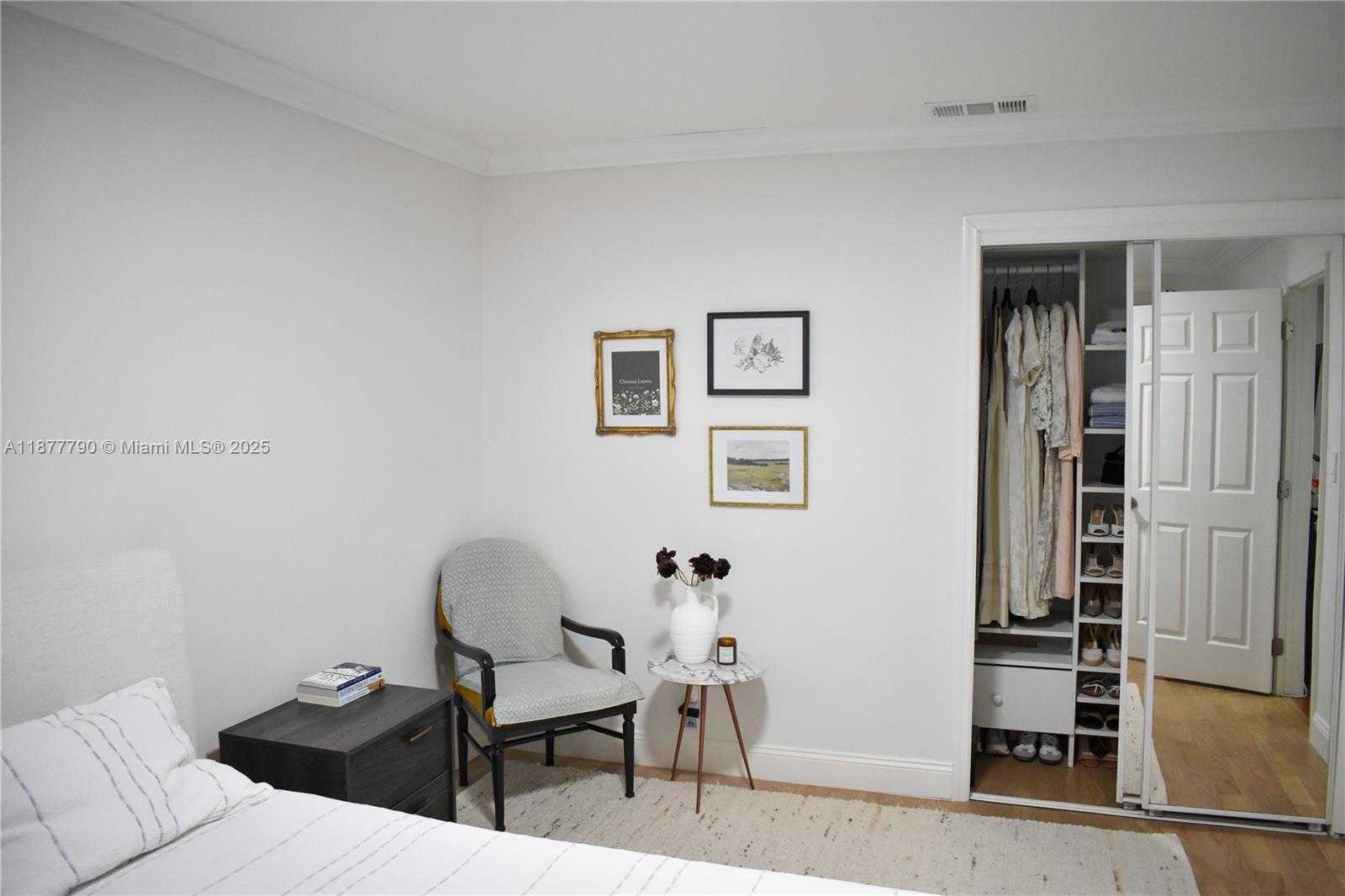 Small Image of 5701 SOUTH WEST 24TH AVE, Dania Beach Number 19