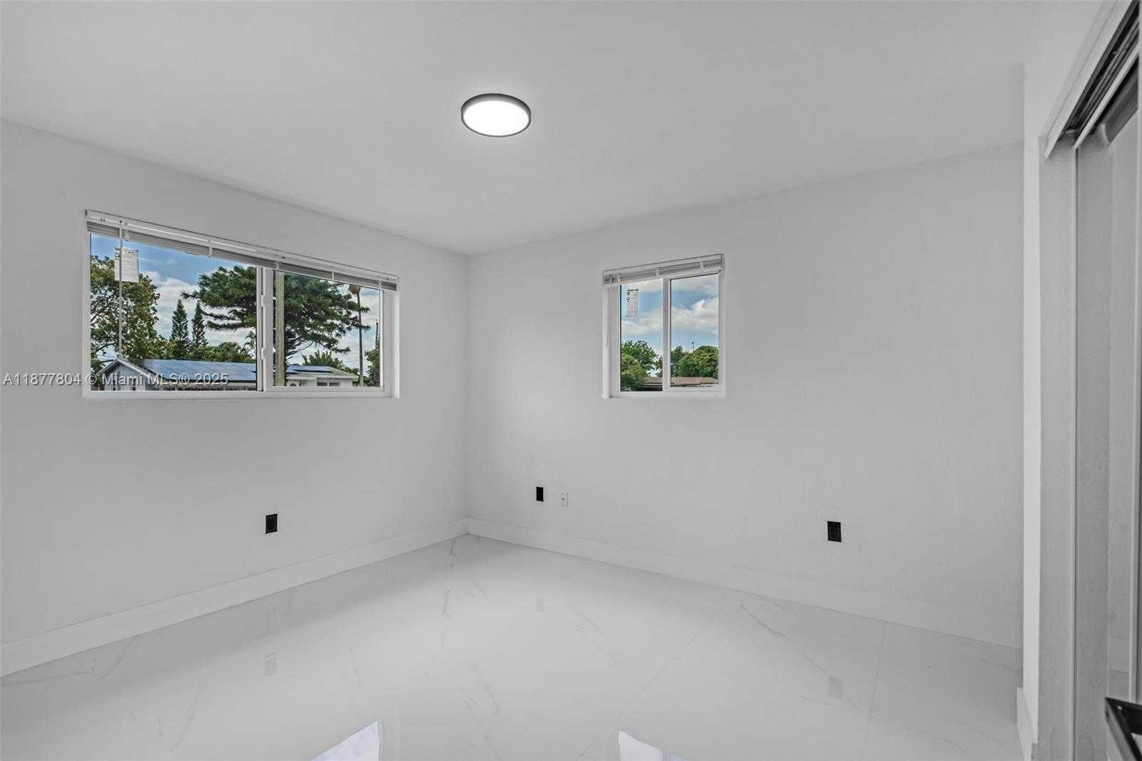 Small Image of 741 NORTH WEST 175TH DR, Miami Gardens Number 11