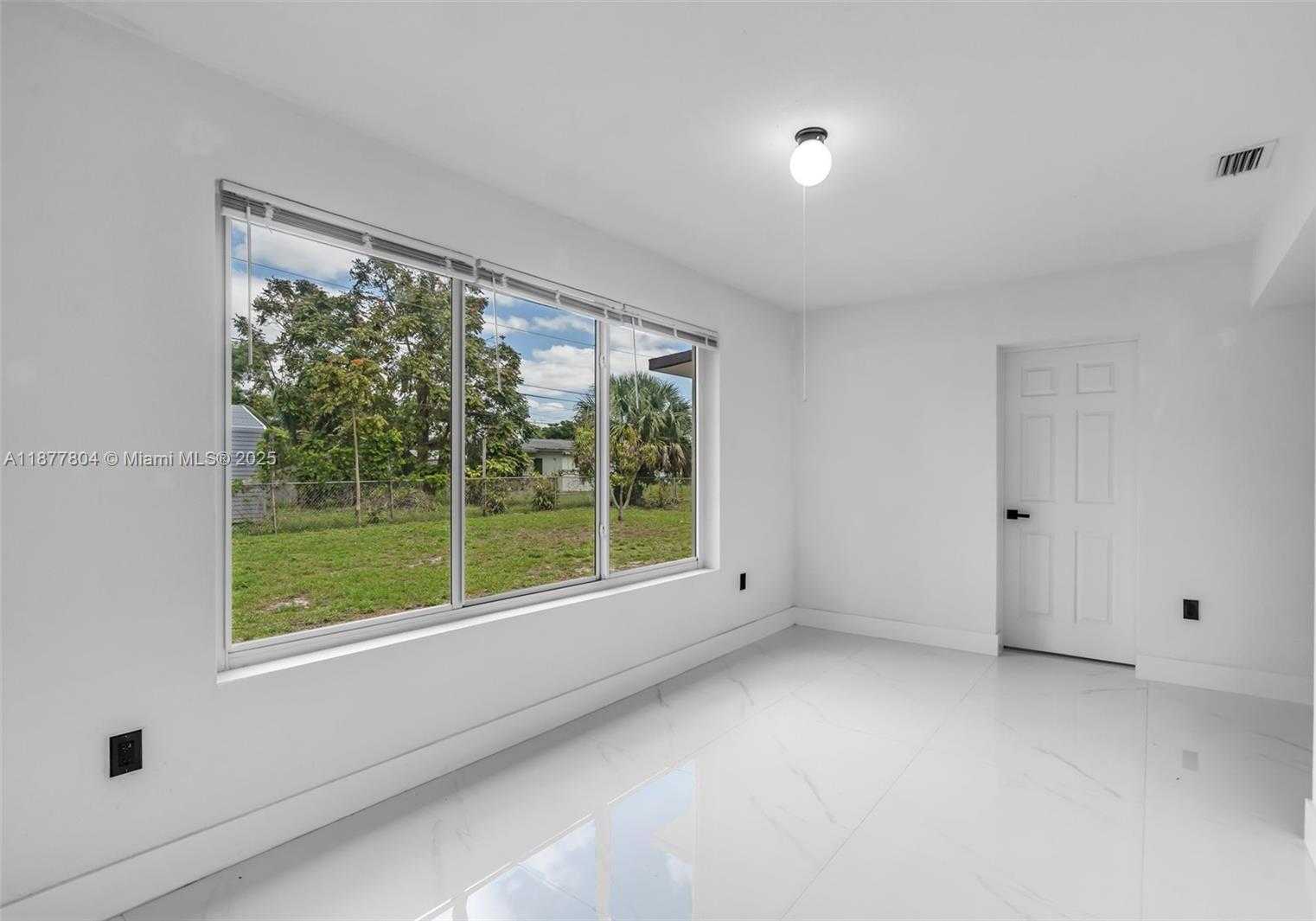 Small Image of 741 NORTH WEST 175TH DR, Miami Gardens Number 15