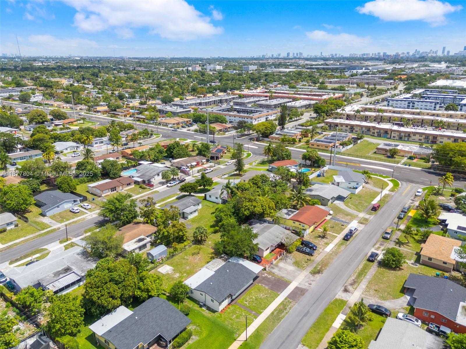 Small Image of 741 NORTH WEST 175TH DR, Miami Gardens Number 35