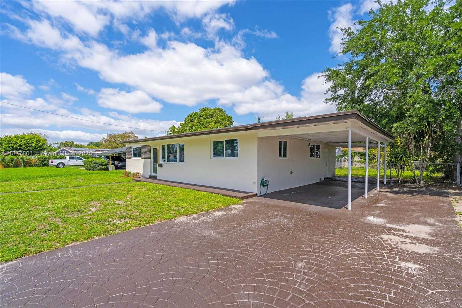 Small Image of 741 NORTH WEST 175TH DR, Miami Gardens Number 4