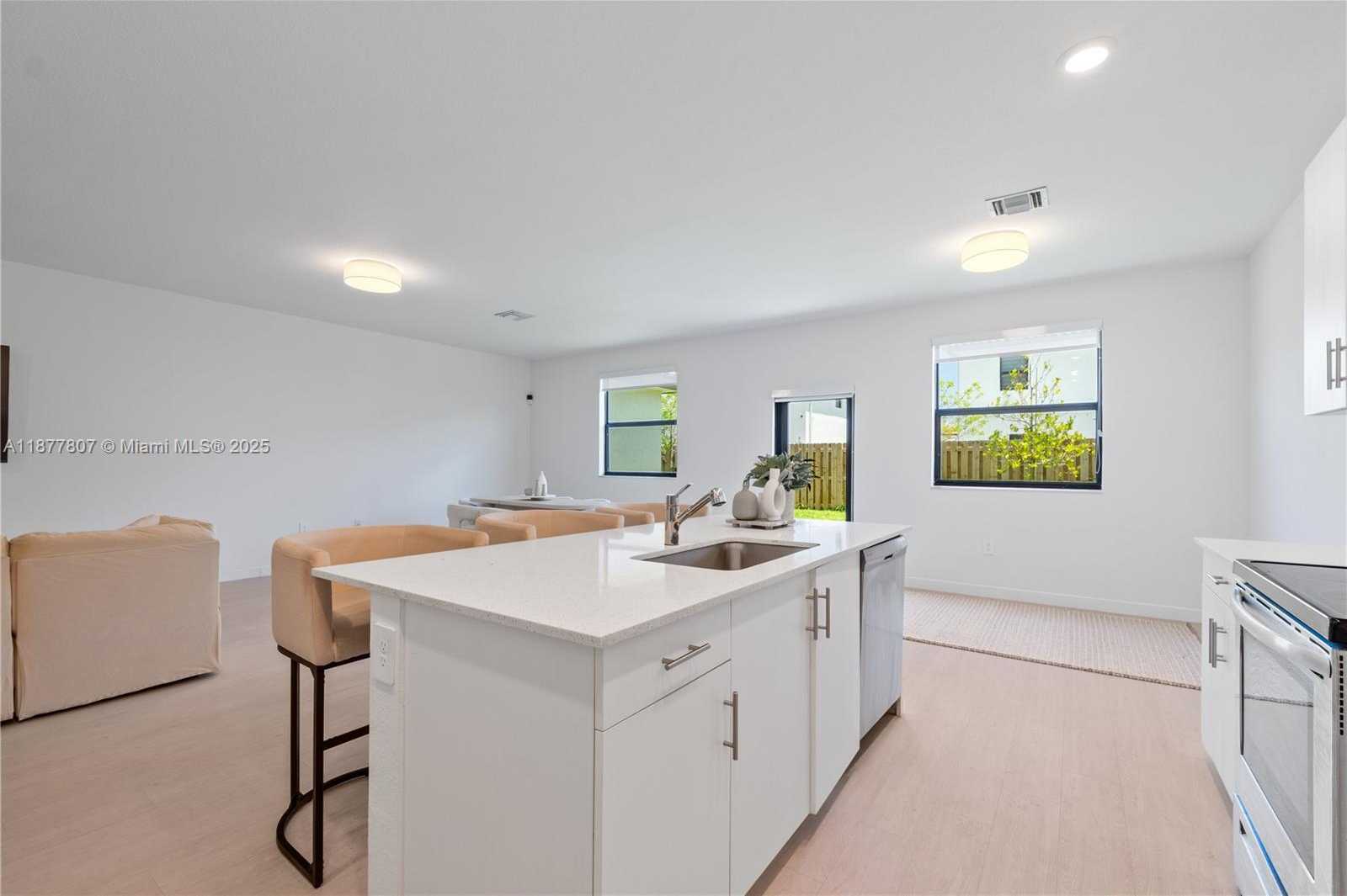 Small Image of 11932 SOUTH WEST 241ST TER, Homestead Number 12