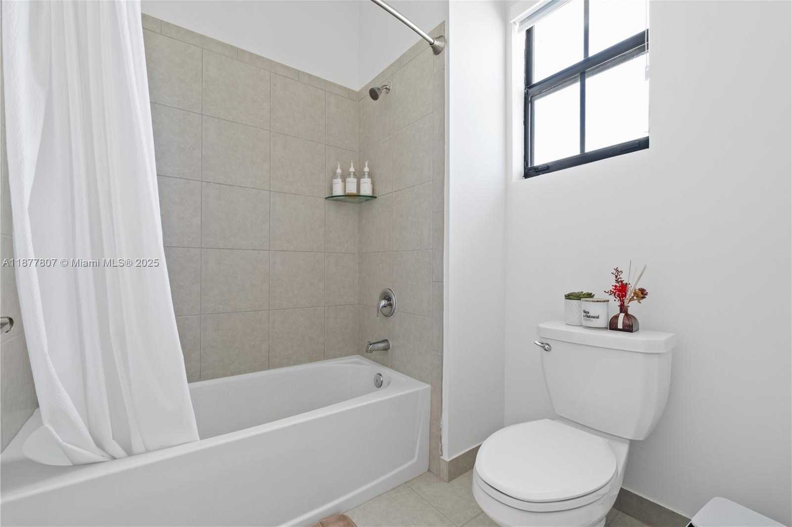 Small Image of 11932 SOUTH WEST 241ST TER, Homestead Number 32