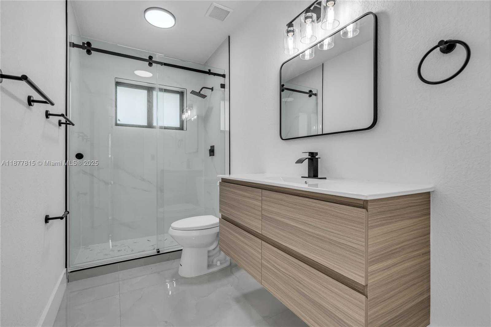 Small Image of 1000 NORTH WEST 198TH ST, Miami Gardens Number 10