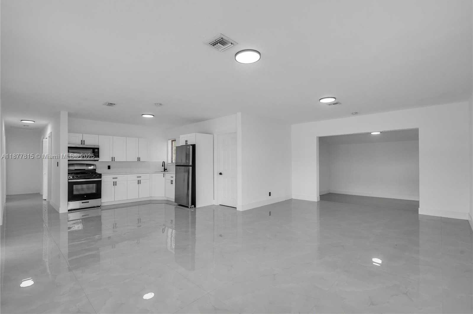 Small Image of 1000 NORTH WEST 198TH ST, Miami Gardens Number 14
