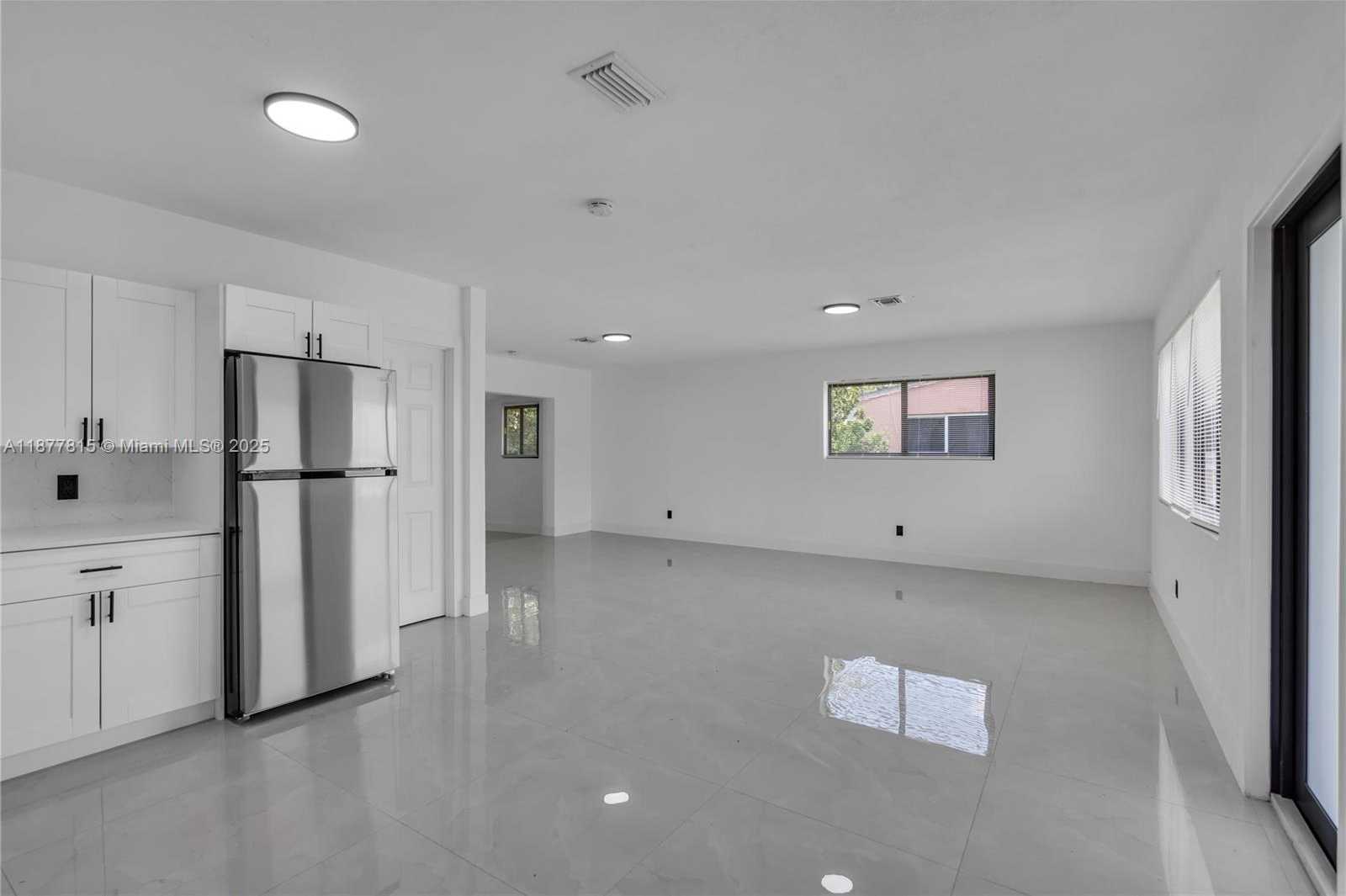 Small Image of 1000 NORTH WEST 198TH ST, Miami Gardens Number 15