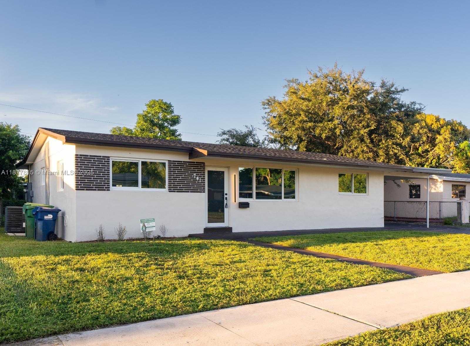 Small Image of 1000 NORTH WEST 198TH ST, Miami Gardens Number 43