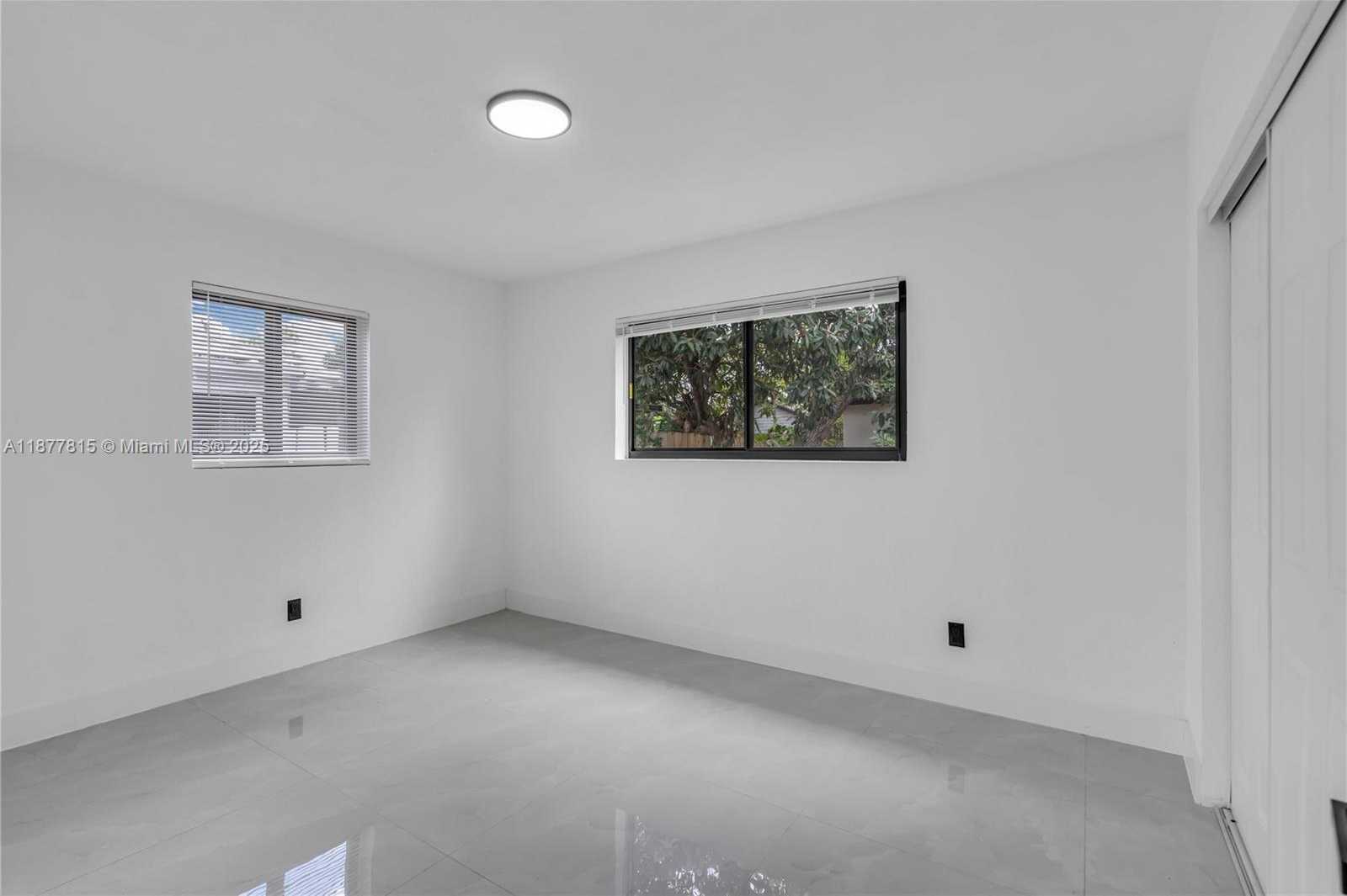 Small Image of 1000 NORTH WEST 198TH ST, Miami Gardens Number 9