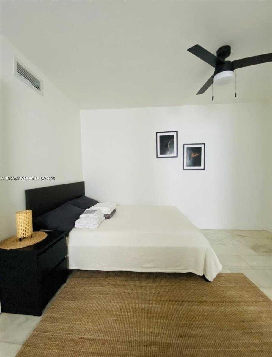 Small Image of 1526 PENNSYLVANIA AVE, Miami Beach Number 7