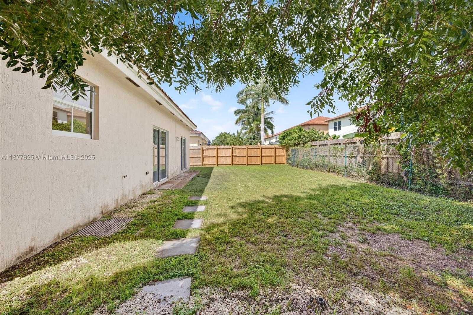 Small Image of 4281 NORTH EAST 16TH ST, Homestead Number 23