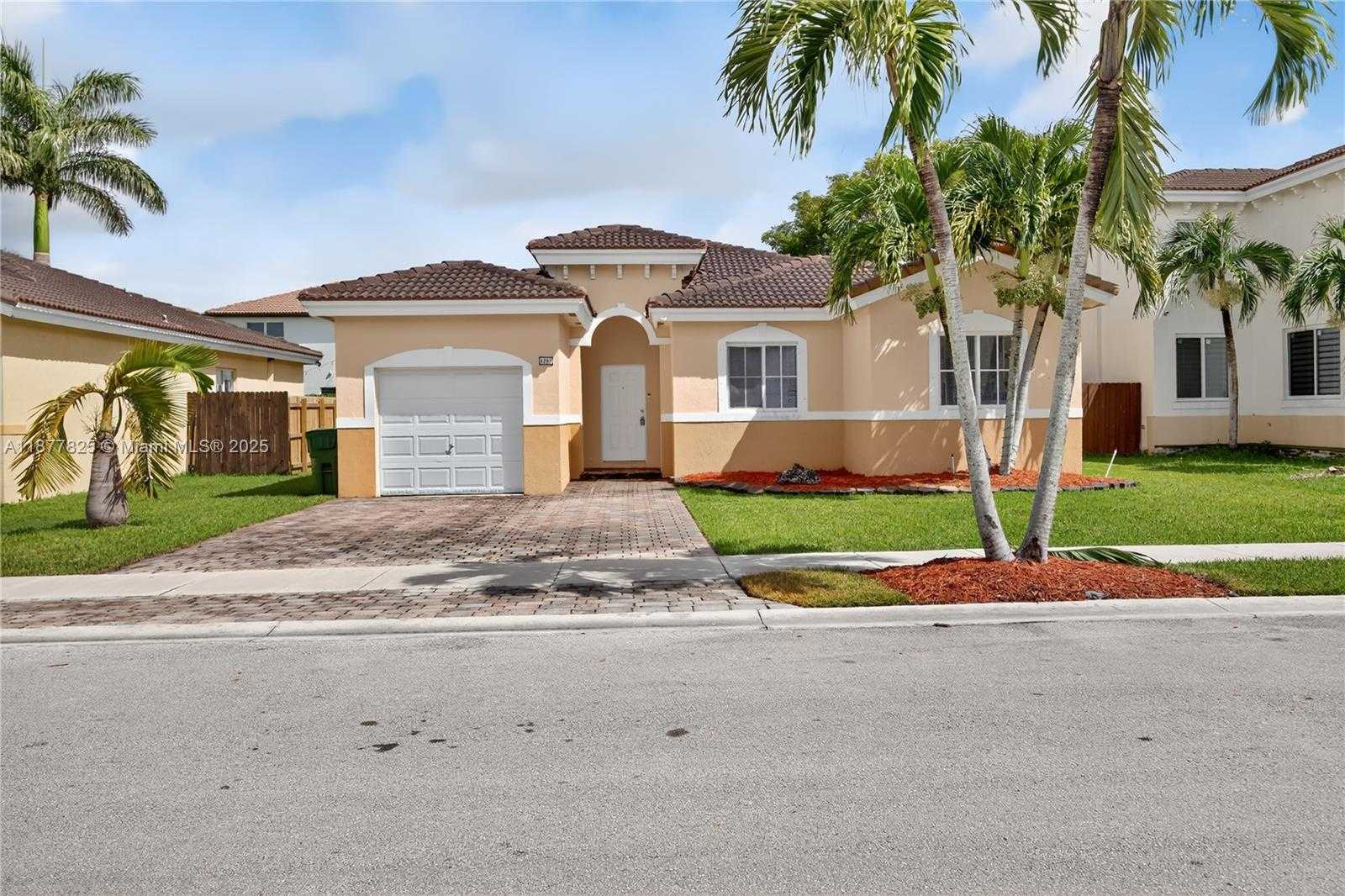 Small Image of 4281 NORTH EAST 16TH ST, Homestead Number 3