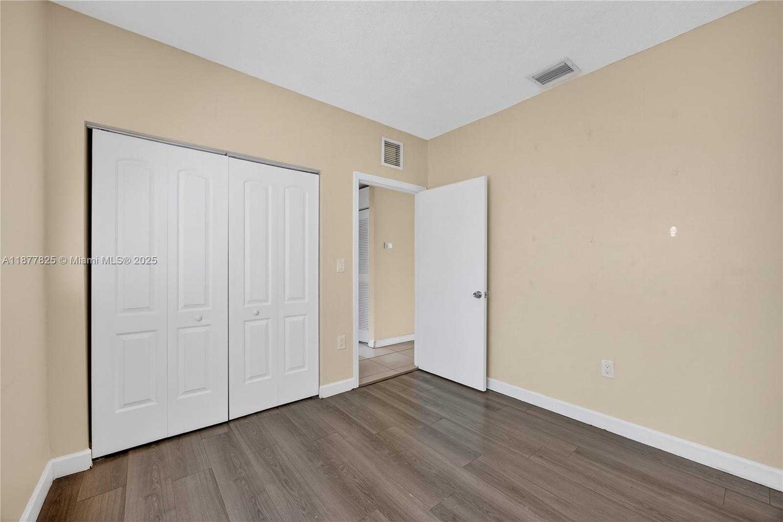 Small Image of 4281 NORTH EAST 16TH ST, Homestead Number 32