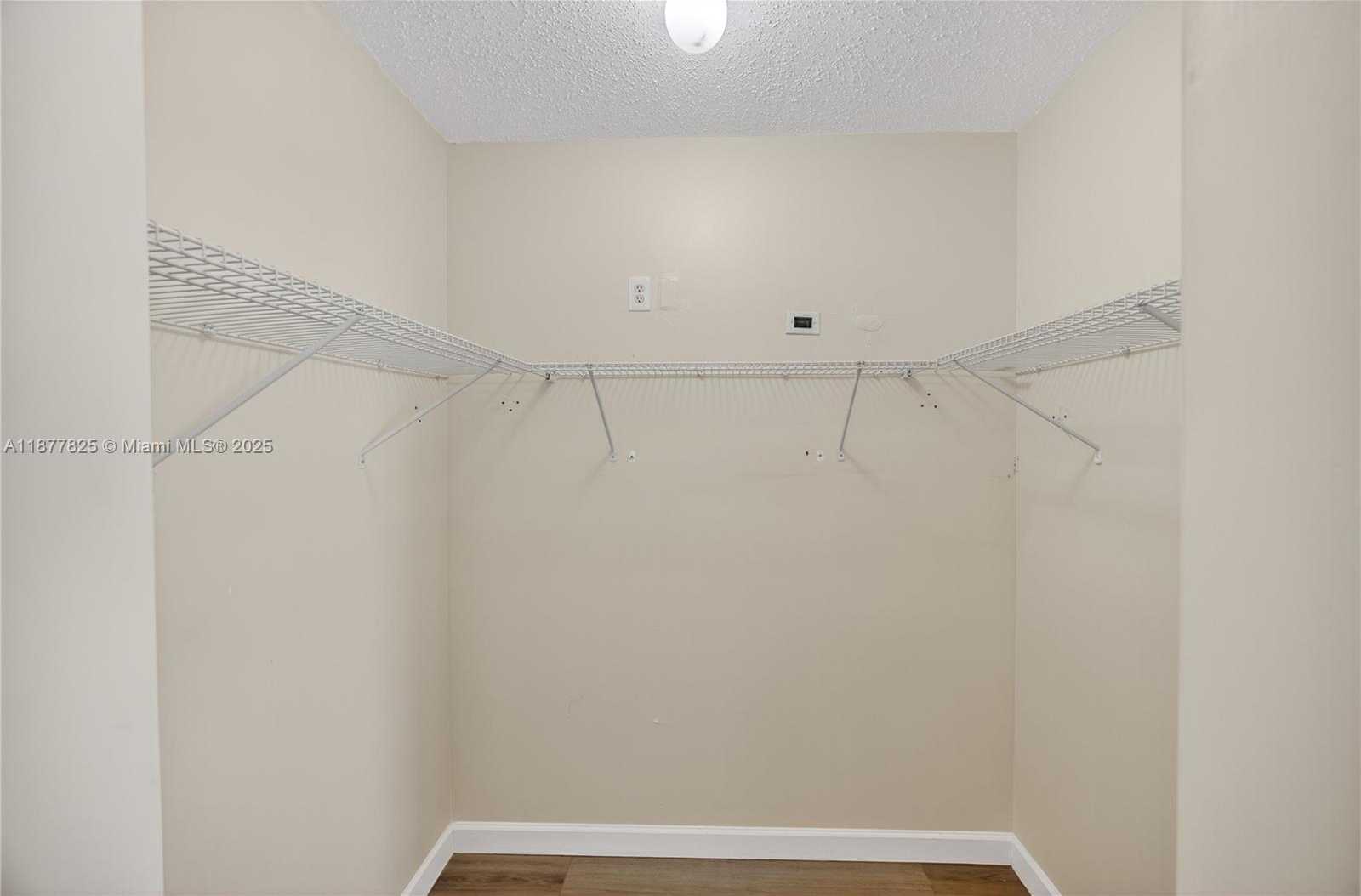 Small Image of 4281 NORTH EAST 16TH ST, Homestead Number 40