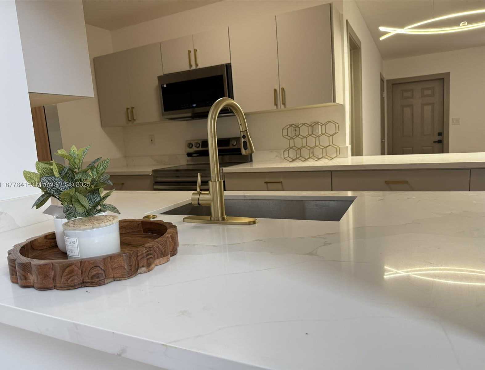 Small Image of 7221 FREEDOM ST, Hollywood Number 10