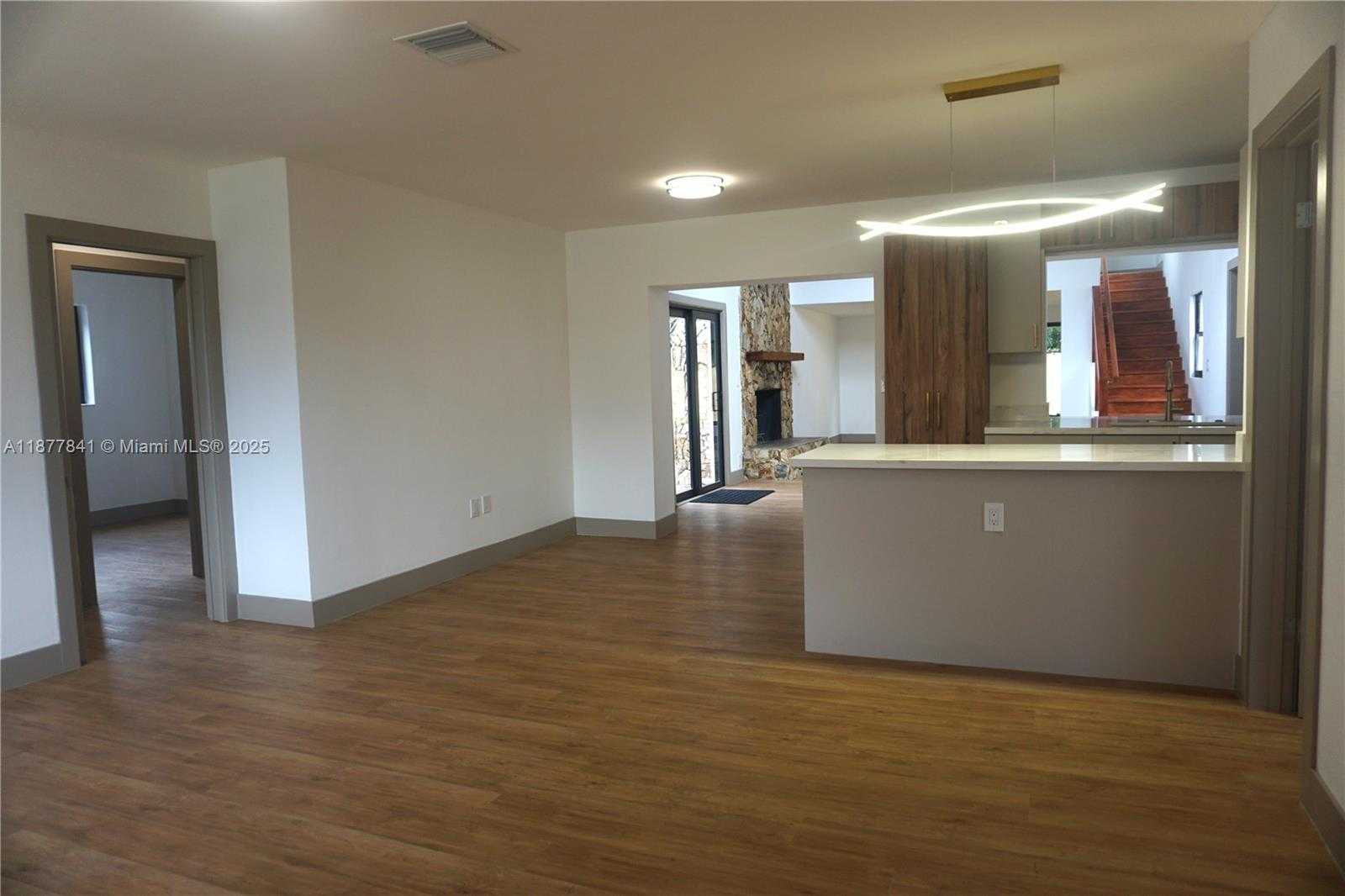 Small Image of 7221 FREEDOM ST, Hollywood Number 16
