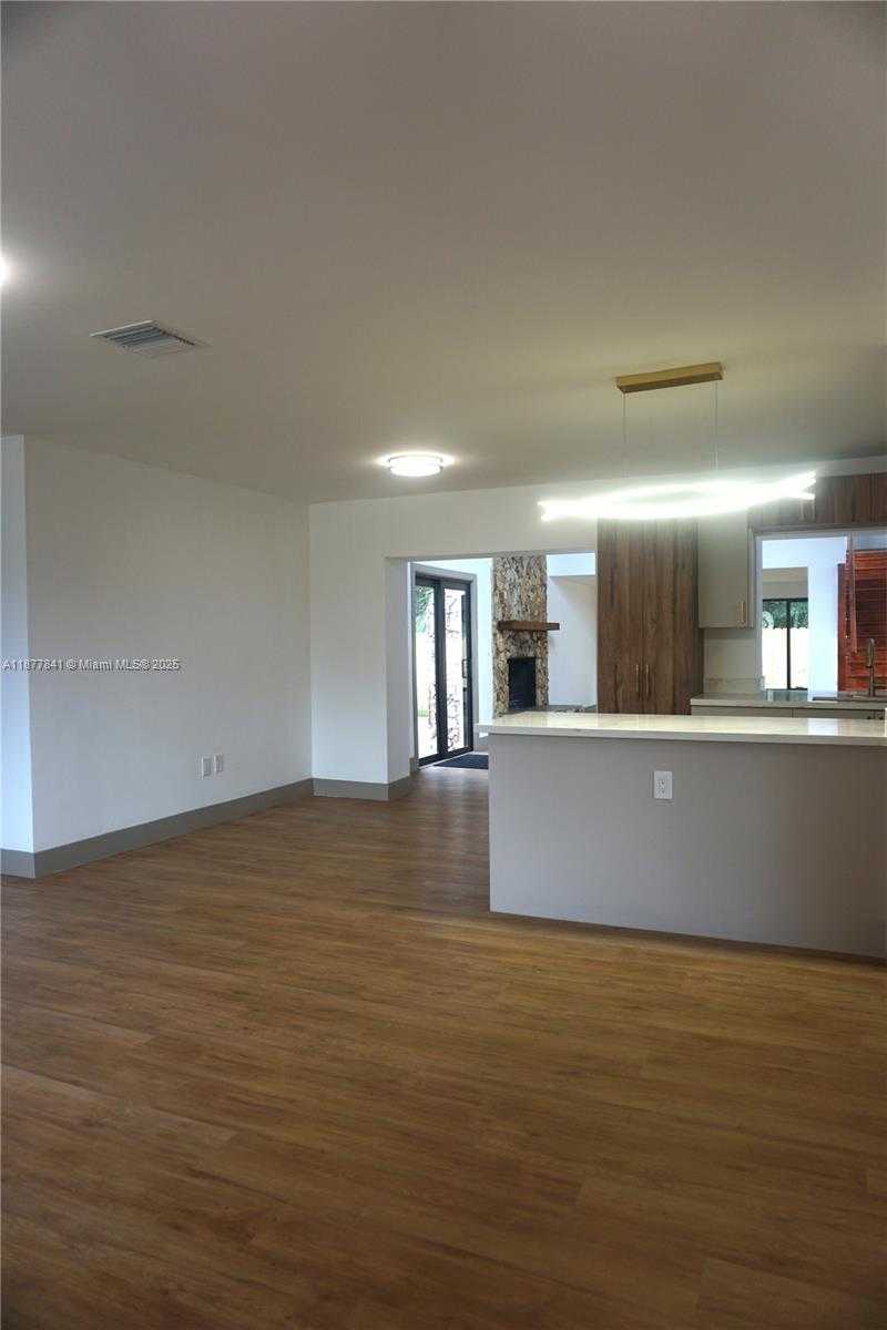 Small Image of 7221 FREEDOM ST, Hollywood Number 17