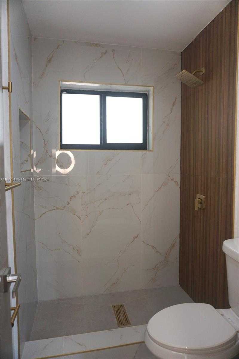Small Image of 7221 FREEDOM ST, Hollywood Number 22