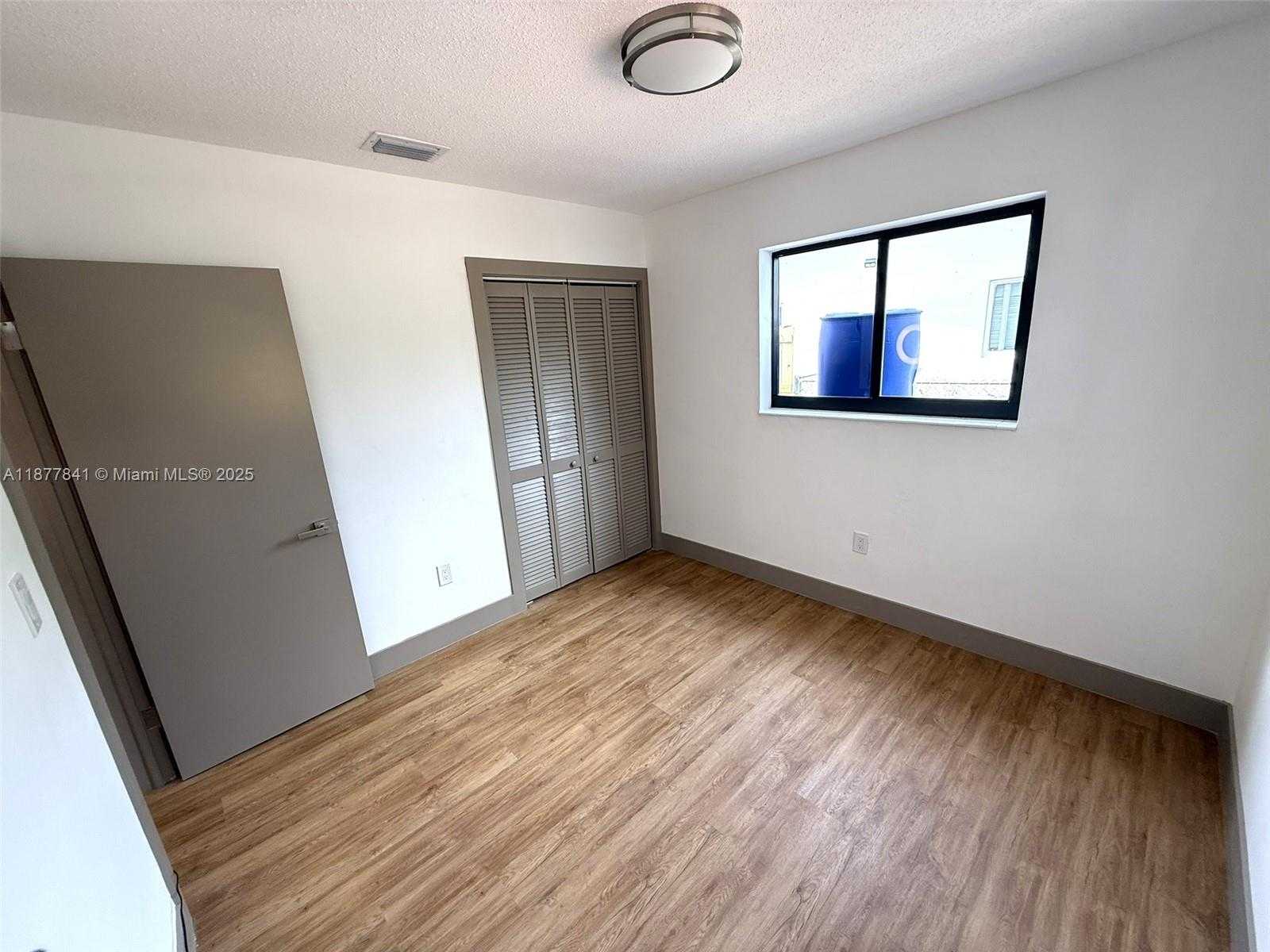 Small Image of 7221 FREEDOM ST, Hollywood Number 24