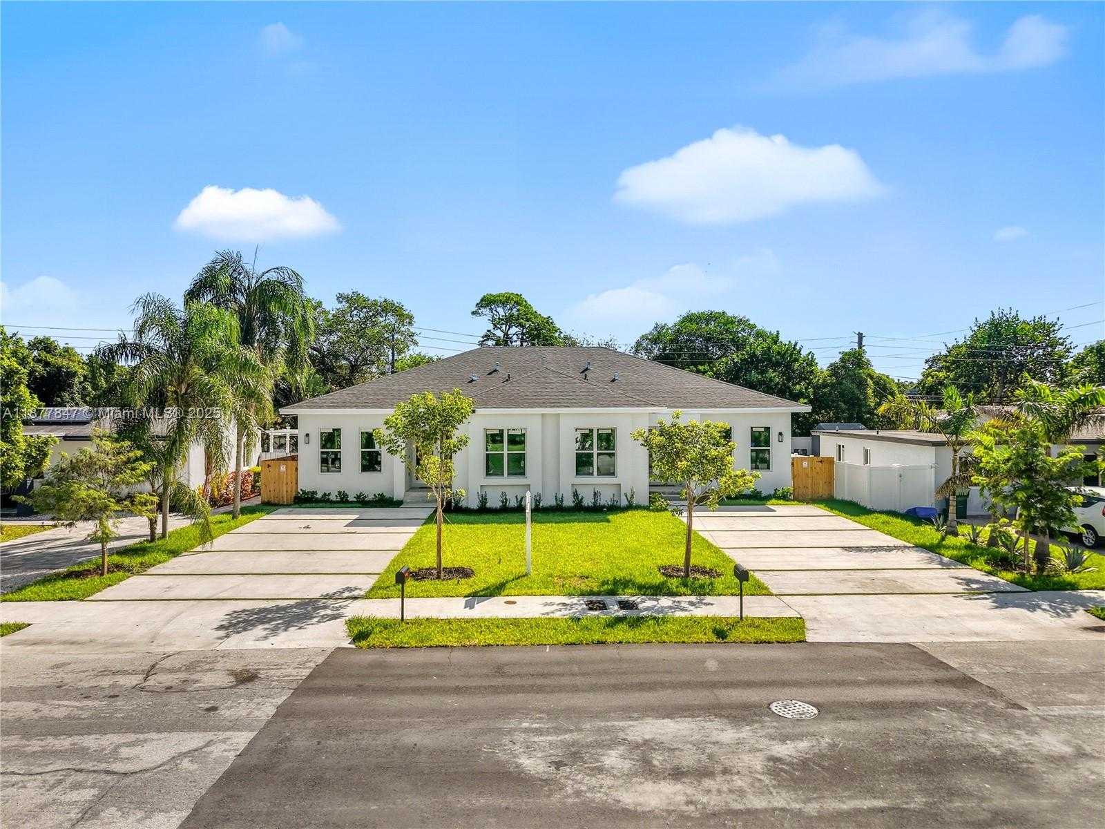 Small Image of 1214 NORTH WEST 4TH AVE, Fort Lauderdale Number 2