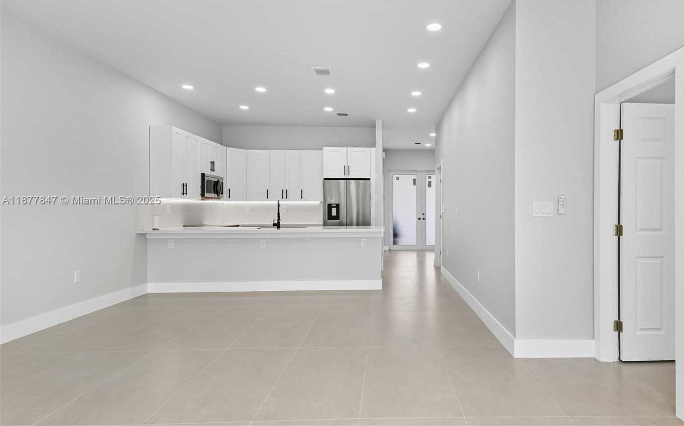 Small Image of 1214 NORTH WEST 4TH AVE, Fort Lauderdale Number 31