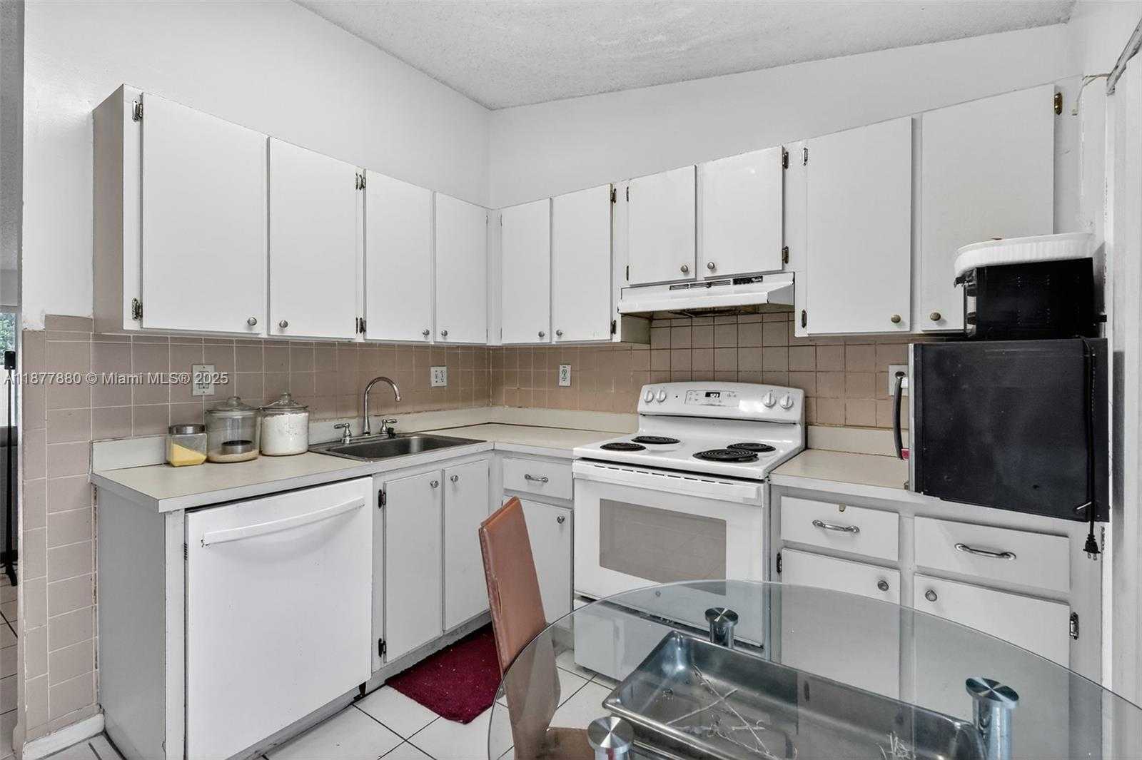 Small Image of 20314 NORTH WEST 36TH CT, Miami Gardens Number 6