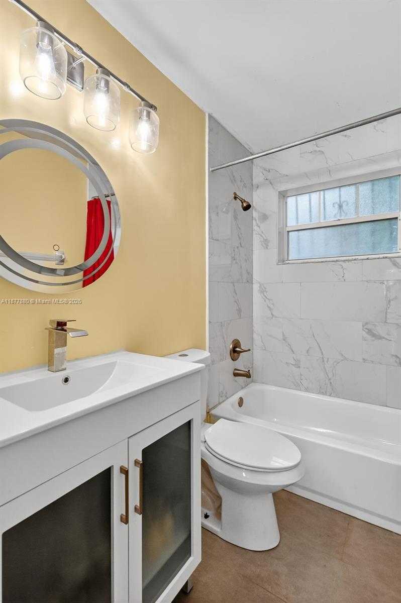 Small Image of 20314 NORTH WEST 36TH CT, Miami Gardens Number 7