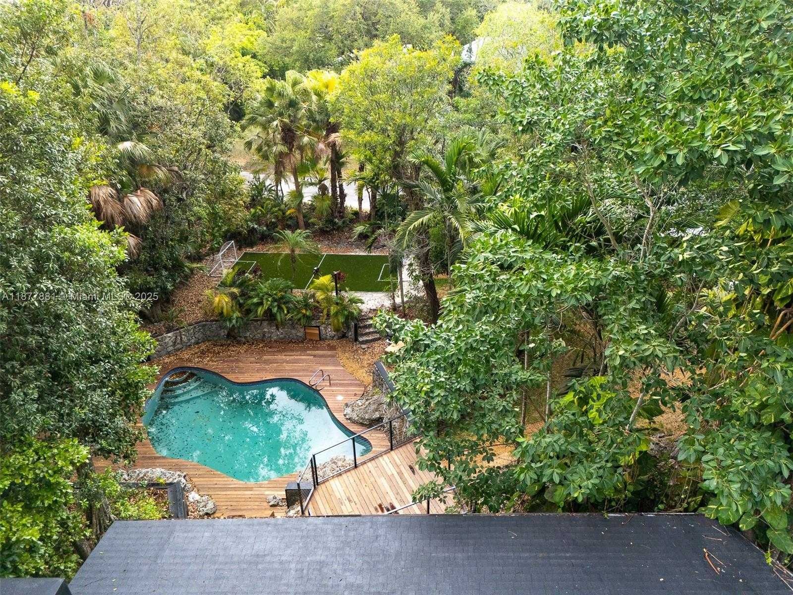 Small Image of 6525 SOUTH WEST 133, Pinecrest Number 12