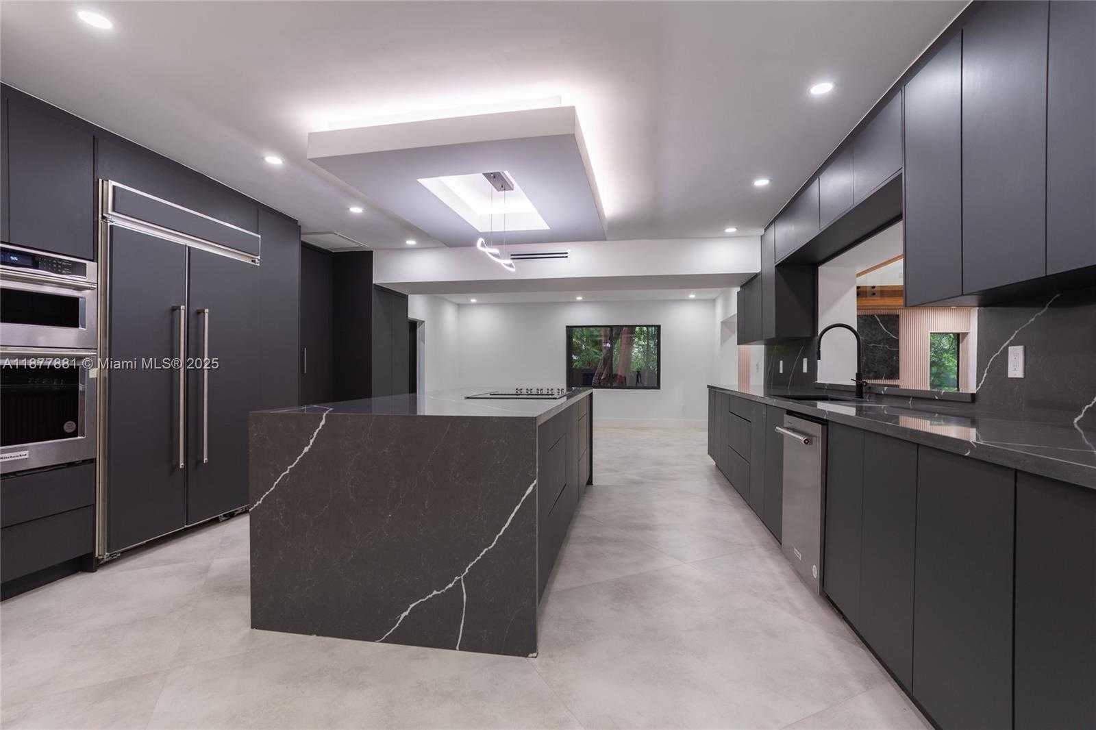 Small Image of 6525 SOUTH WEST 133, Pinecrest Number 23