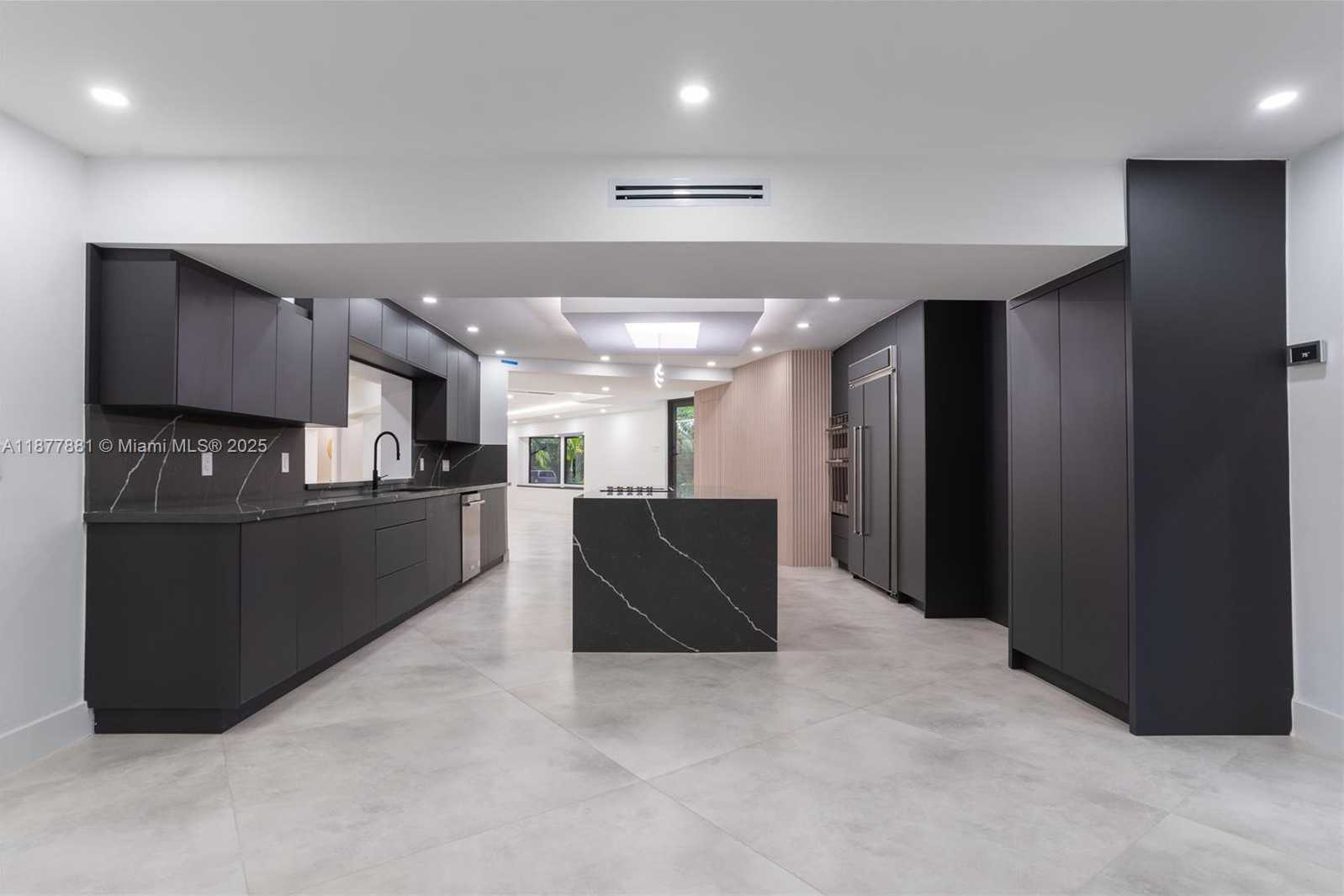 Small Image of 6525 SOUTH WEST 133, Pinecrest Number 26