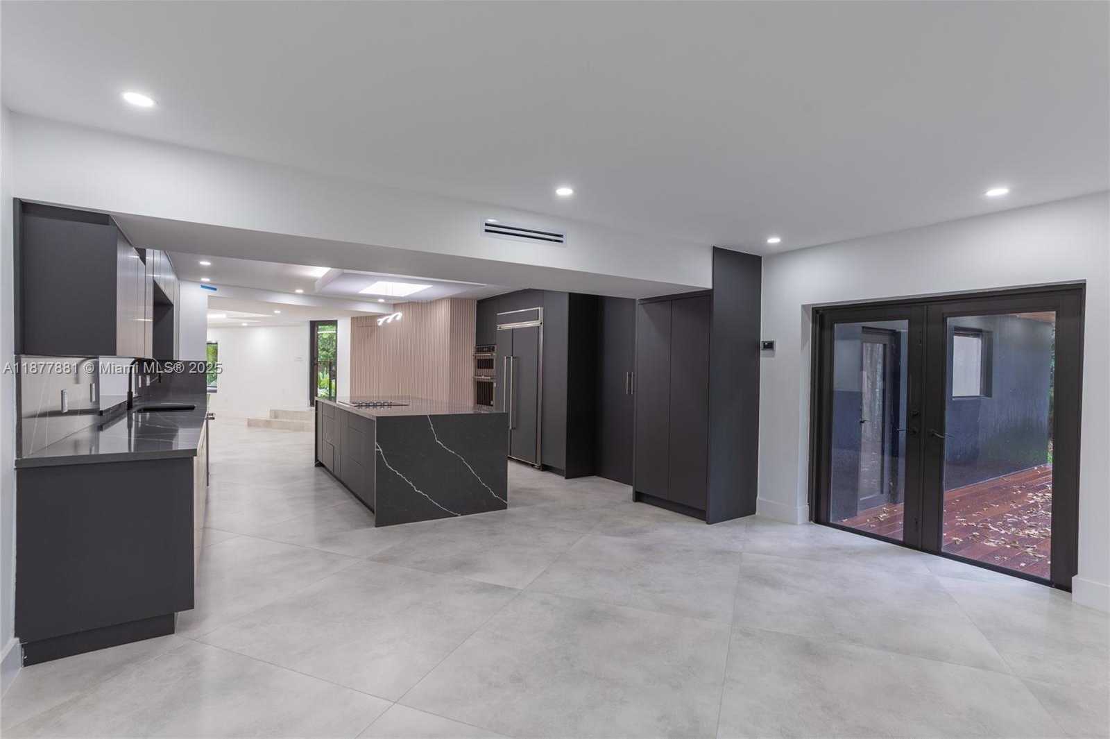 Small Image of 6525 SOUTH WEST 133, Pinecrest Number 27