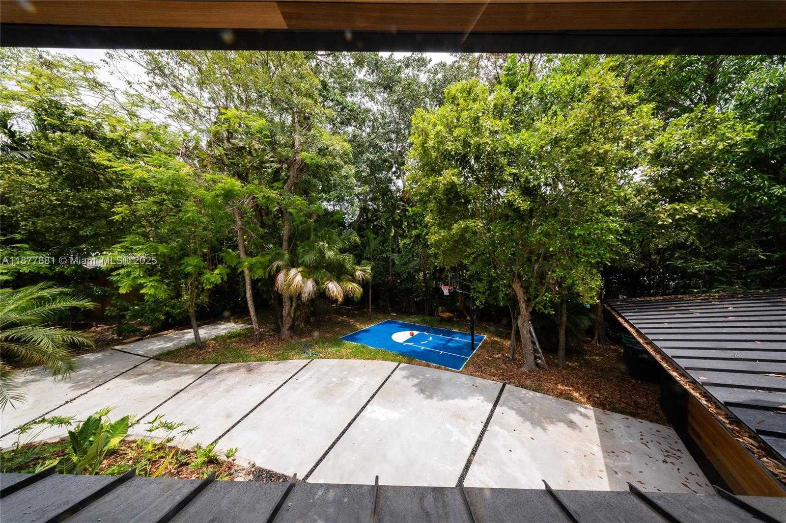 Small Image of 6525 SOUTH WEST 133, Pinecrest Number 60