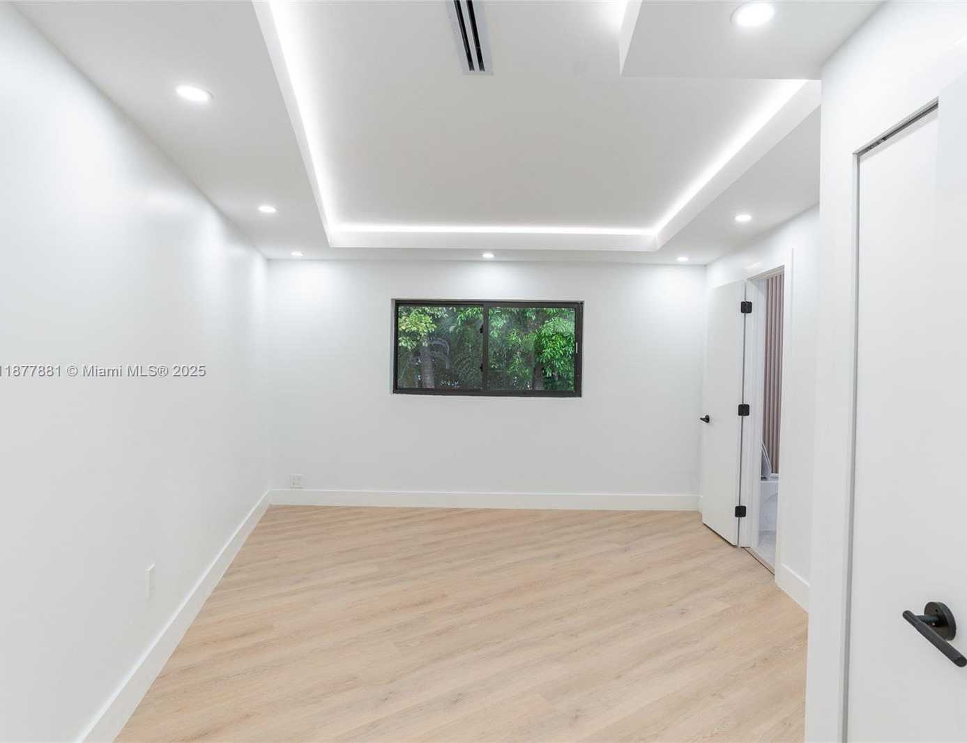 Small Image of 6525 SOUTH WEST 133, Pinecrest Number 80