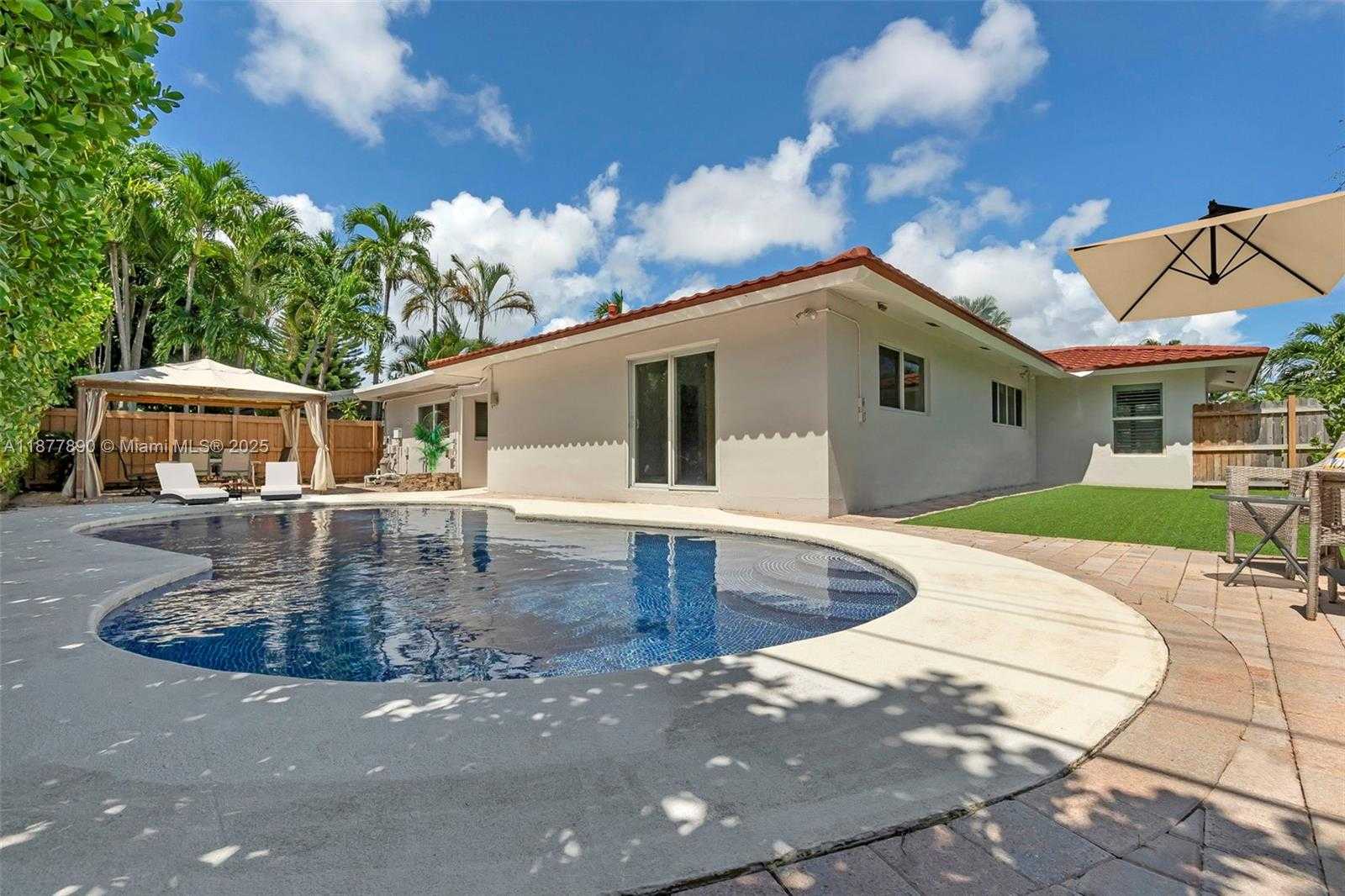 Small Image of 1834 NORTH EAST 34TH ST, Oakland Park Number 10