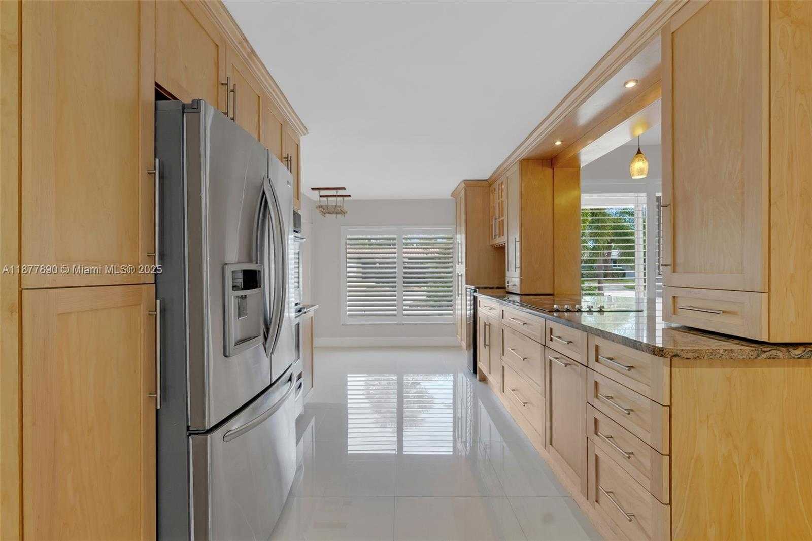 Small Image of 1834 NORTH EAST 34TH ST, Oakland Park Number 17