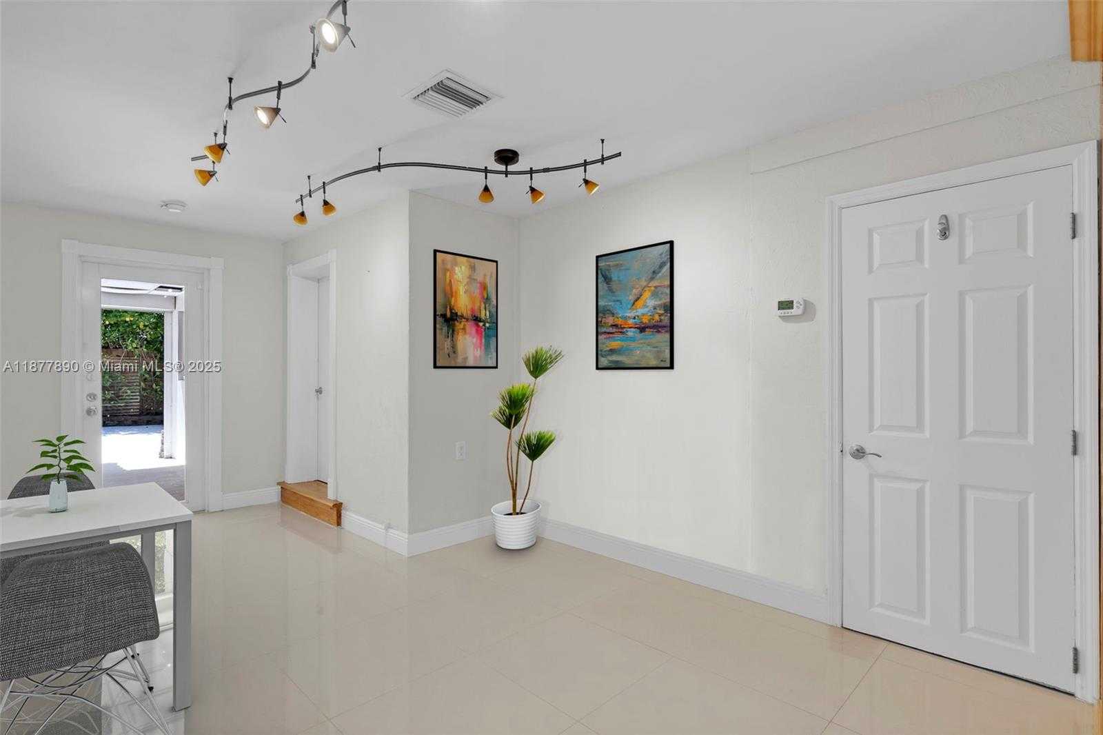 Small Image of 1834 NORTH EAST 34TH ST, Oakland Park Number 24