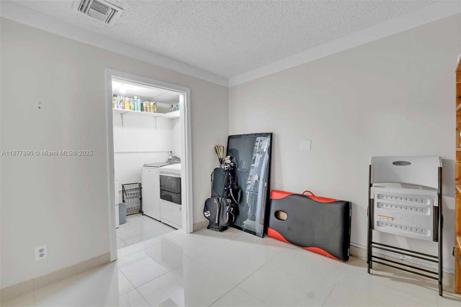 Small Image of 1834 NORTH EAST 34TH ST, Oakland Park Number 27