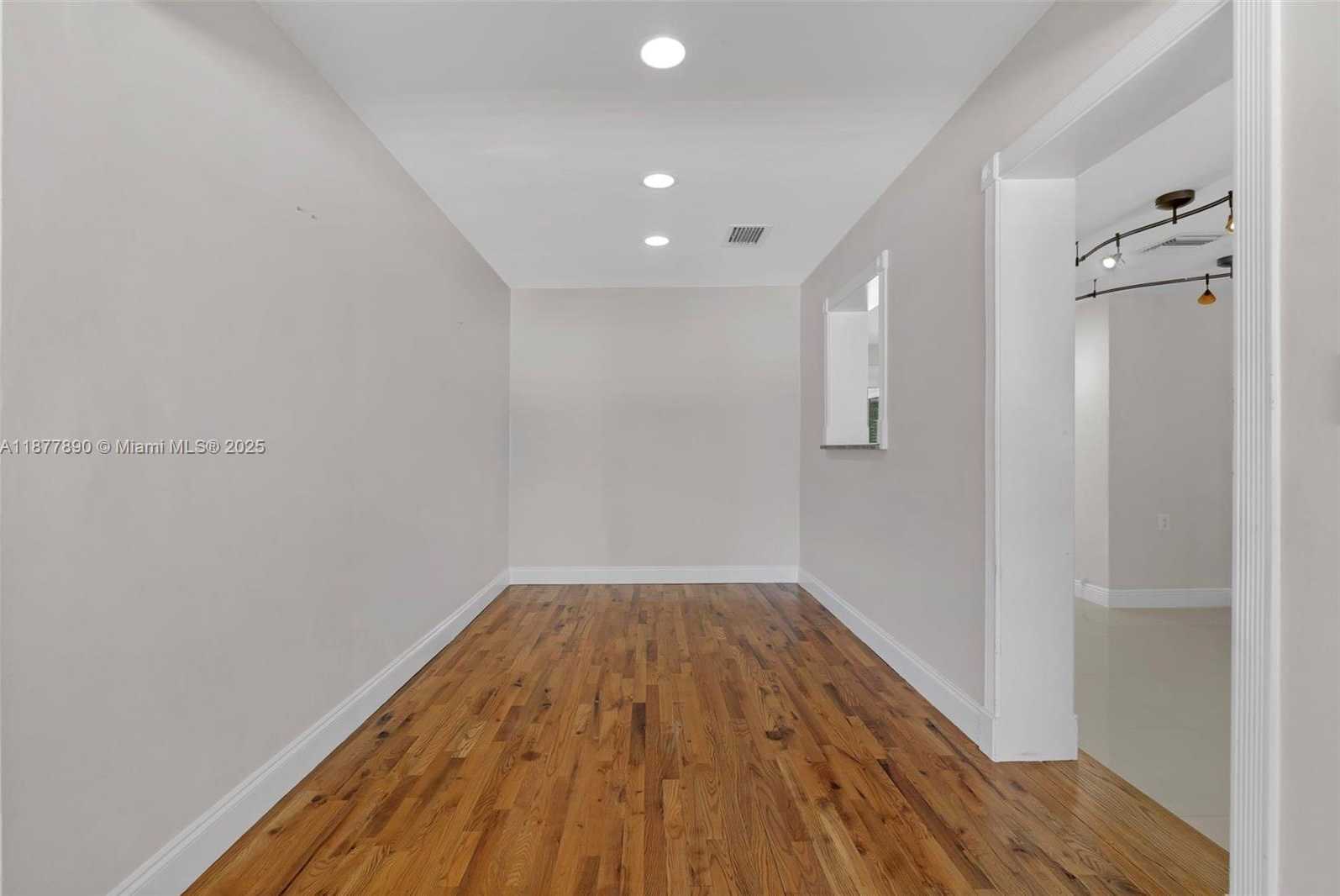 Small Image of 1834 NORTH EAST 34TH ST, Oakland Park Number 29