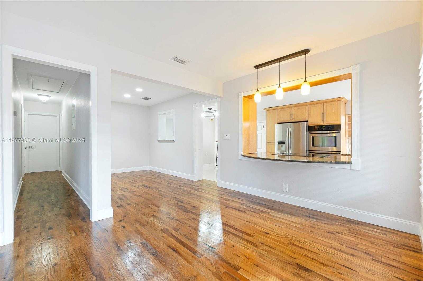 Small Image of 1834 NORTH EAST 34TH ST, Oakland Park Number 30