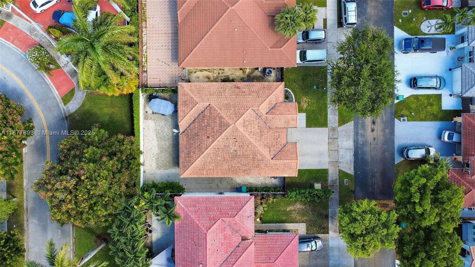 Small Image of 8134 SOUTH WEST 163RD PL, Miami Number 2