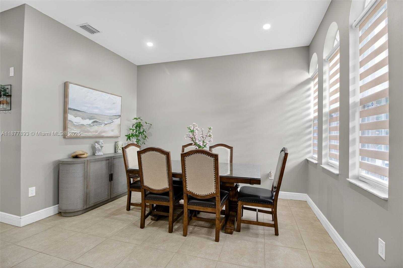 Small Image of 8134 SOUTH WEST 163RD PL, Miami Number 4