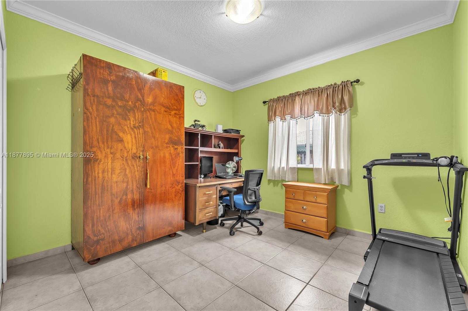 Small Image of 8934 NORTH WEST 164TH ST, Miami Lakes Number 14