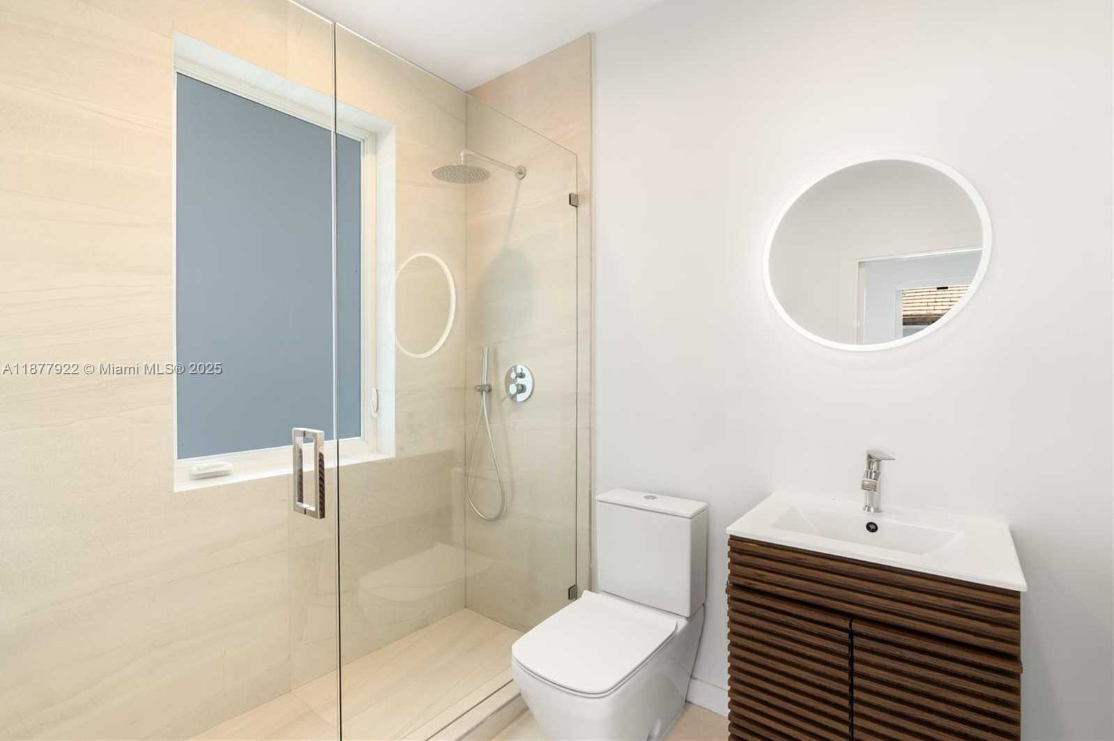 Small Image of 325 CAMPANA AVE, Coral Gables Number 32